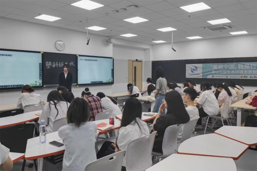 20250422书香观云社区举办第2期“青言青语”微讲堂246.jpg