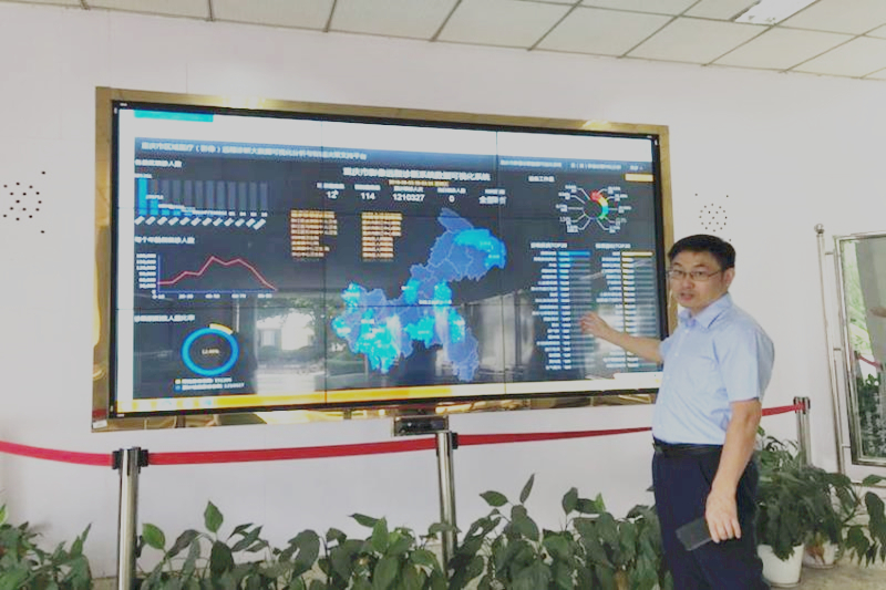 重庆时报采访我校科技成果.jpg