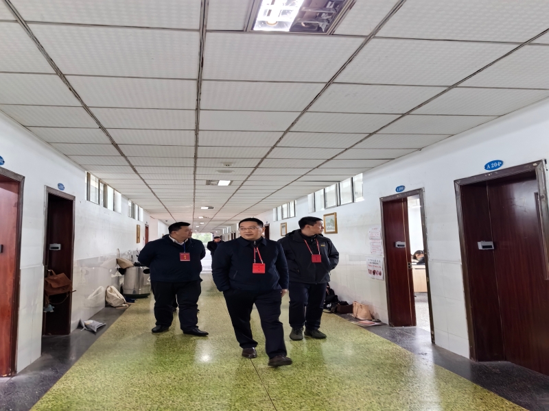 CVqN_1702958243224027376.jpg
